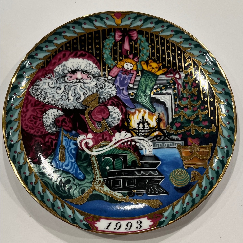 Festive Santa Decorative Plate